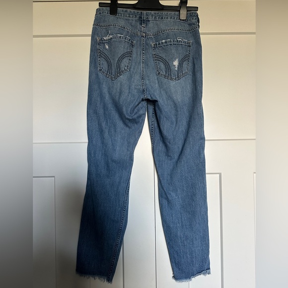 Hollister Jeans - Picture 2 of 2